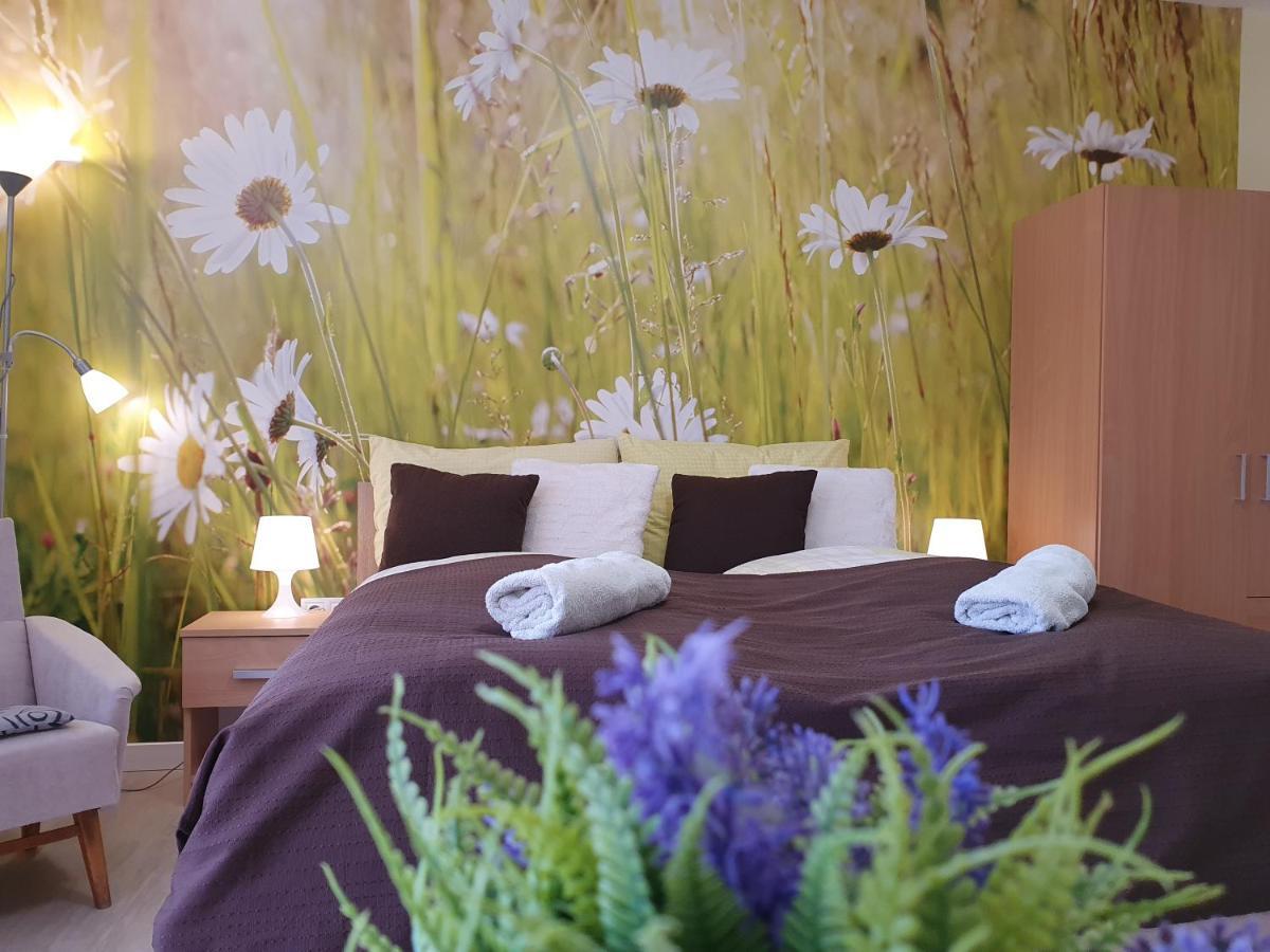 Lavendel Apartments Heviz Ngoại thất bức ảnh