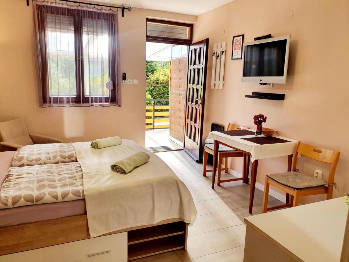 Lavendel Apartments Heviz Ngoại thất bức ảnh