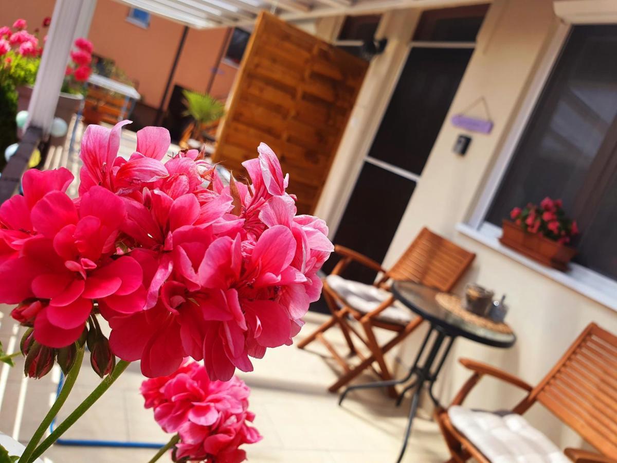 Lavendel Apartments Heviz Ngoại thất bức ảnh