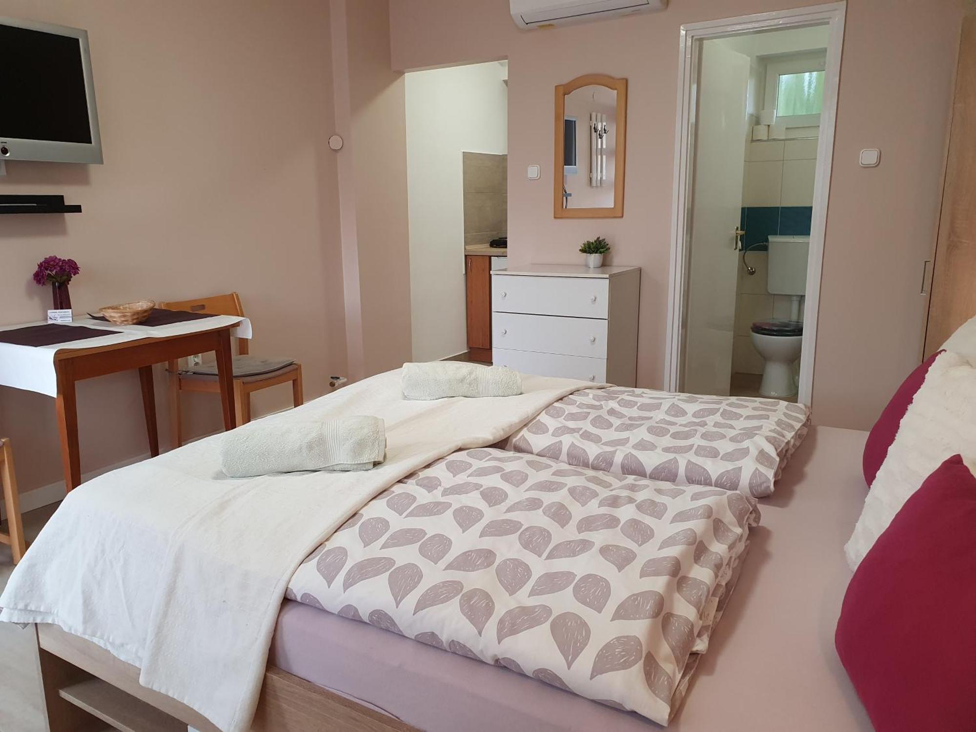 Lavendel Apartments Heviz Phòng bức ảnh